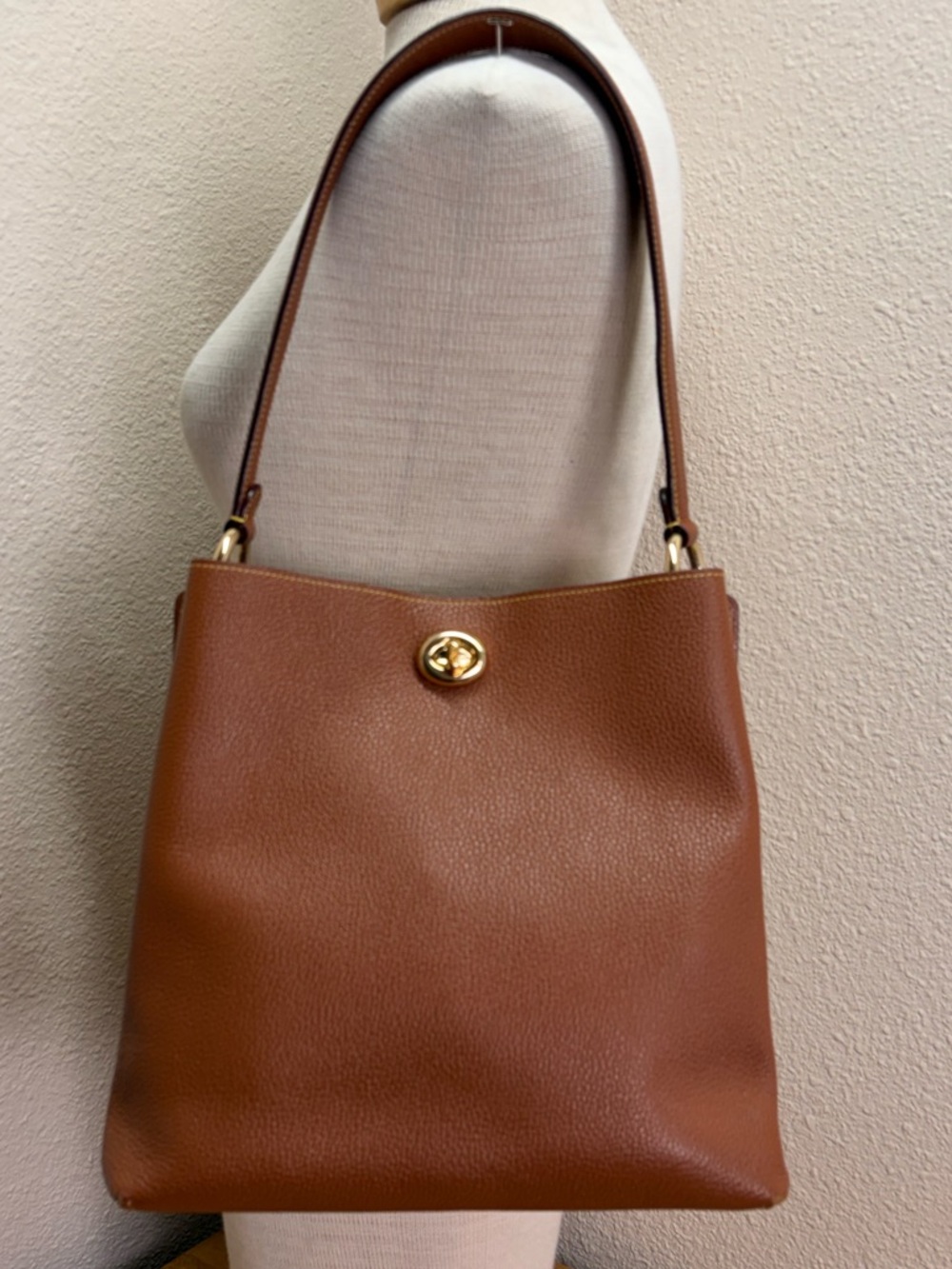 Coach Charlie Bucket Bag Saddle Tan Polished Pebble Leather Shoulder Bag 55200 - Picture 2 of 11